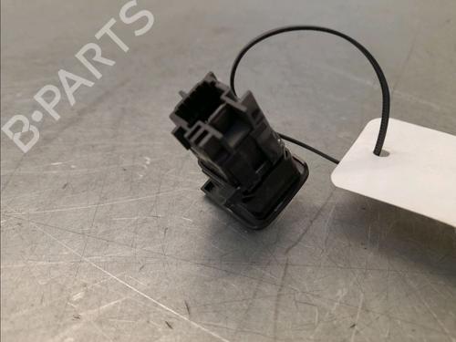 Used Warning switch Warning switch RENAULT KADJAR (HA_, HL_) 1.6 dCi 130 (HLA4) (130 hp) 33680624 33680624