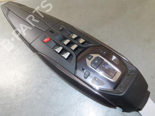 Interior roof light CITROËN DS5 2.0 HDi 165 | BP22367671I8