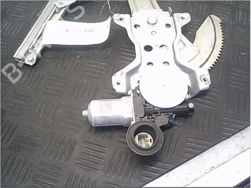 Used Front right window mechanism SUZUKI SWIFT III (MZ, EZ) 1.3 DDiS (RS413D) (69 hp) 9406953