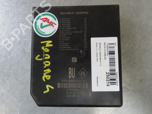 Fuse box RENAULT MEGANE IV Hatchback (B9A/M/N_) 1.5 dCi 110 (B9A3) | BP27332679E1 