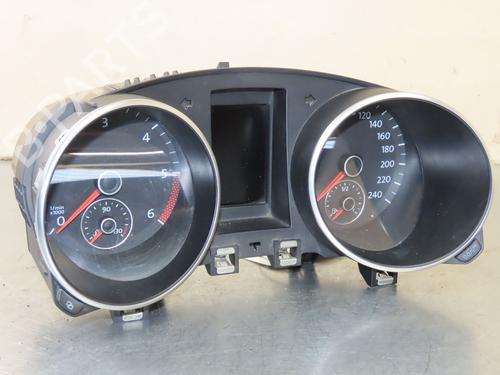 Instrument cluster VW GOLF VI (5K1) 1.6 TDI | BP17133797C47 