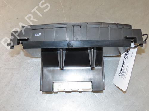AC Styreenhet / Manøvreringsenhet TOYOTA RAV 4 II (_A2_) 2.0 D 4WD (CLA20_, CLA21_, CLA20R, CLA21R) | BP29817715I5