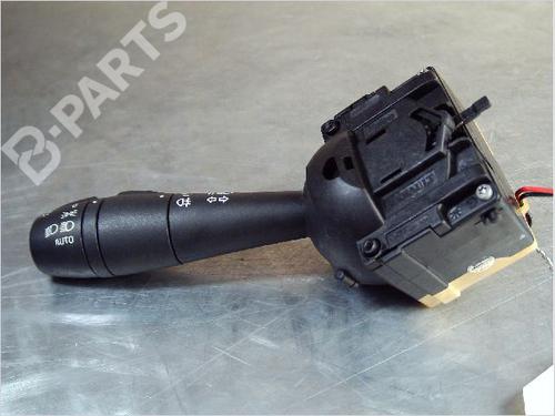 Used Headlight switch RENAULT CLIO IV (BH_) 1.5 dCi 90 (90 hp) 9535474