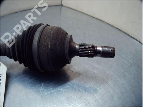Right front driveshaft PEUGEOT 5008 (0U_, 0E_) 2.0 HDi 150 / BlueHDi 150 | BP9409496M39