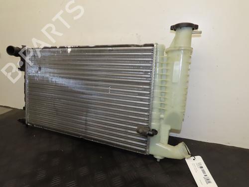 Used Water radiator Water radiator 30630686 30630686
