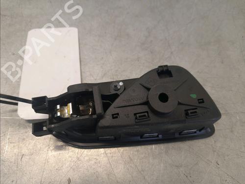 Venstre bak invendig håndtak RENAULT CAPTUR II (HF_) Blue dCi 115 (HFAD) | BP29963326I15