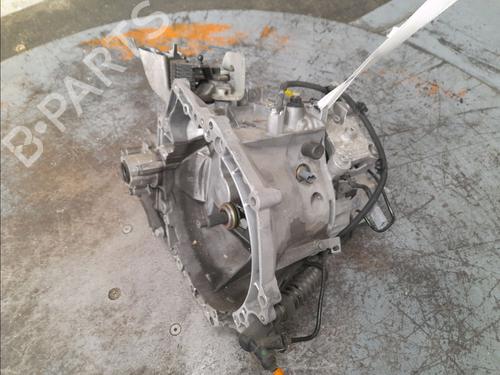 Used Gearbox Gearbox CITROËN C3 AIRCROSS II (2R_, 2C_) 1.5 BlueHDi 110 (110 hp) 31056063 31056063