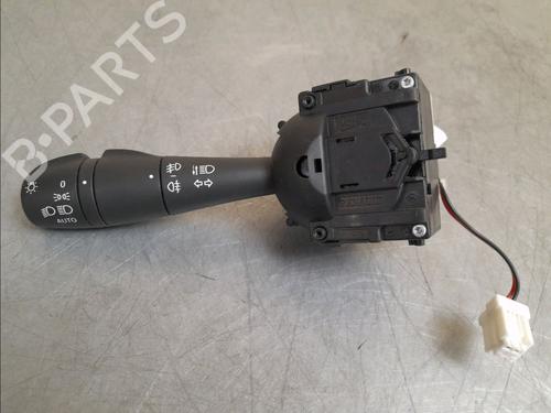 Used Headlight switch RENAULT CLIO IV (BH_) 0.9 TCe 90 (BHNF, BHMA, BHMH, BHJK, BHJR) (90 hp) 15623996