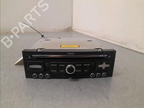 Autoradio für Autoradio PEUGEOT 5008 (0U_, 0E_) 1.6 HDi (112 hp) 35887689 35887689