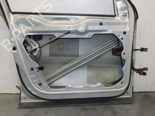 Left front door VW TIGUAN (5N_) 2.0 TDI | BP25749907C2 