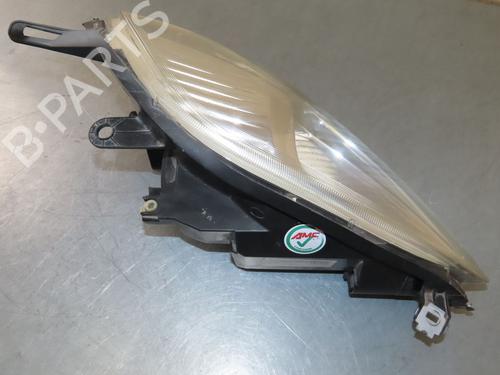 Left headlight FIAT GRANDE PUNTO (199_) 1.3 D Multijet (199.AXD11, 199.AXD1A, 199.AXD1B,... | BP29516785C28 