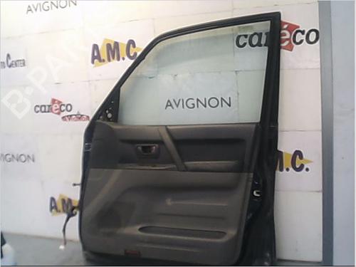 Used Right front door MITSUBISHI PAJERO III (V7_W, V6_W) 3.2 Di-D (V68W) (160 hp) 23158587