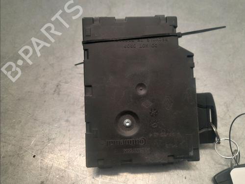 Card reader RENAULT CLIO III Grandtour (KR0/1_) | BP29985776E4