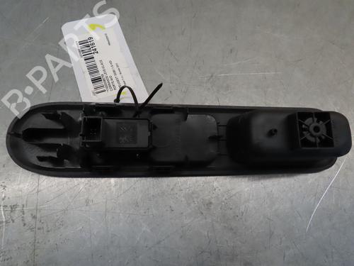 Used Switch PEUGEOT 3008 I MPV (0U_) 1.6 HDi (112 hp) 24944762