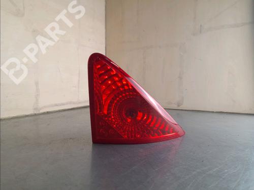 Used Right tailgate light PEUGEOT 3008 I MPV (0U_) 1.6 HDi (112 hp) 11724730