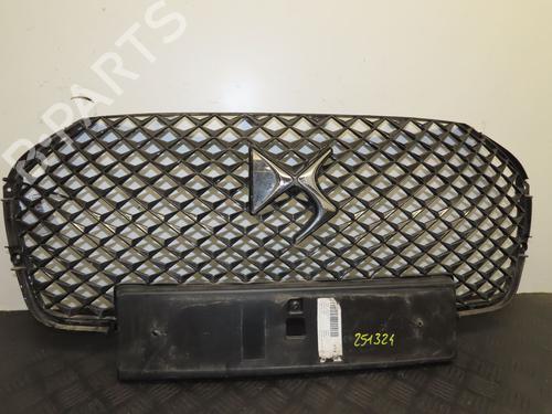 Used Grille Grille 38628205 38628205