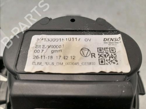 Used Heater blower motor PEUGEOT EXPERT Bus (V_) 2.0 BlueHDi 150 (150 hp) 30447919