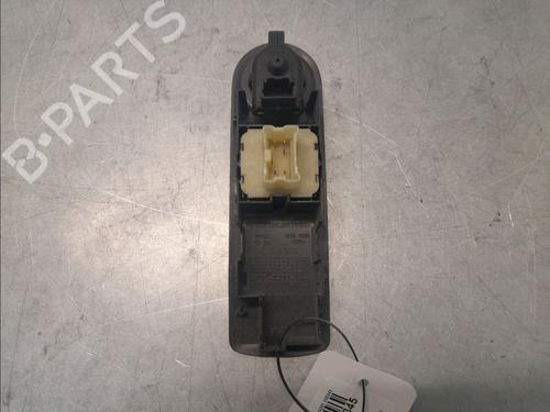 Left front window switch RENAULT CLIO IV (BH_) 1.5 dCi 90 | BP29985864I27