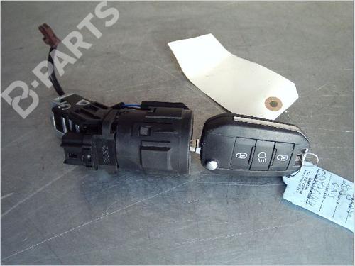 Used Ignition barrel PEUGEOT 208 I (CA_, CC_) 1.6 HDi (92 hp) 9411201