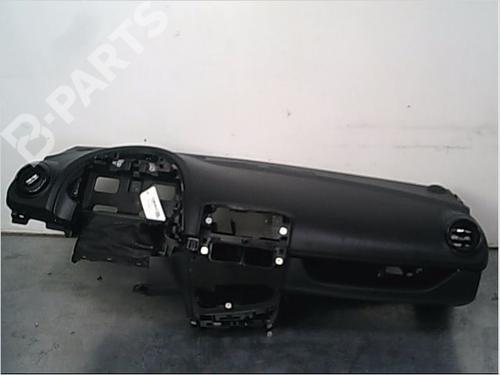 Used Dashboard RENAULT CLIO IV (BH_) 1.5 dCi 90 (90 hp) 9705834