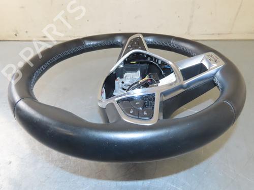 Steering wheel RENAULT CLIO V (B7_) 1.0 TCe 100 (B7MT) | BP28685664C49 