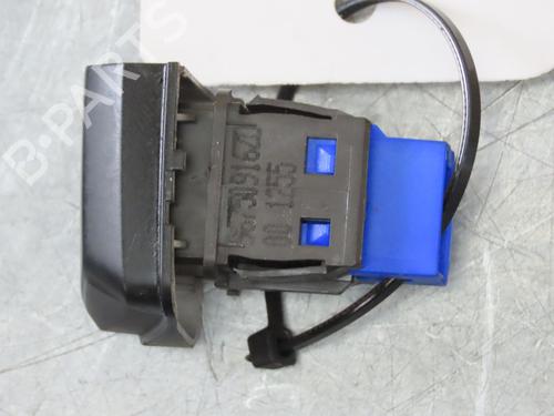 Used Warning switch PEUGEOT 208 I (CA_, CC_) 1.6 HDi (92 hp) 22366472