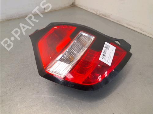 Feu arrière gauche Feu arrière gauche RENAULT TWINGO III (BCM_, BCA_) 0.9 TCe 90 (BCM9, BCM2) (90 hp) 33969088 33969088