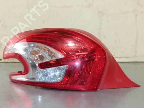 Used Left taillight Left taillight 38005444 38005444
