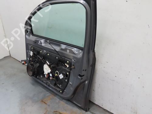 Used Right front door Right front door 38181835 38181835
