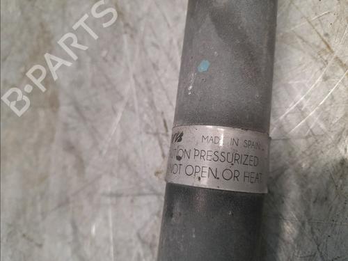Used Right rear shock absorber RENAULT CLIO V (B7_) 1.5 Blue dCi 85 (B7AG) (86 hp) 15394837