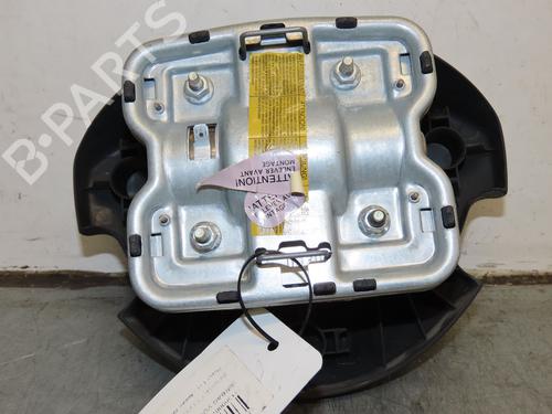 Used Driver airbag RENAULT CLIO III (BR0/1, CR0/1) 1.5 dCi (C/BR0G, C/BR1G) (68 hp) 23158375
