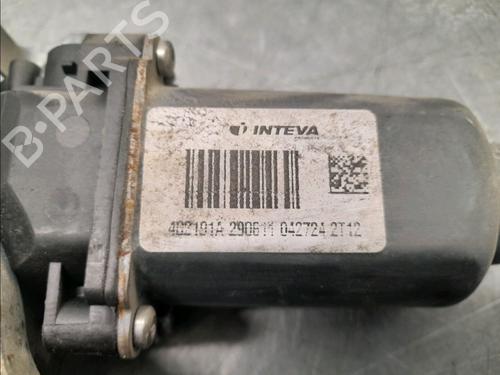 Rudehejsemekanisme venstre bagtil NISSAN QASHQAI I (J10, NJ10) 1.5 dCi (110 hp) 32277337