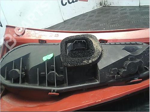 Left taillight PEUGEOT 107 (PM_, PN_) 1.0 | BP9406422C34