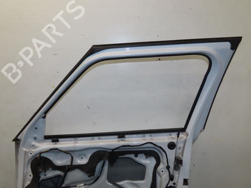 Used Right front door MINI MINI COUNTRYMAN (R60) Cooper D (112 hp) 30582889