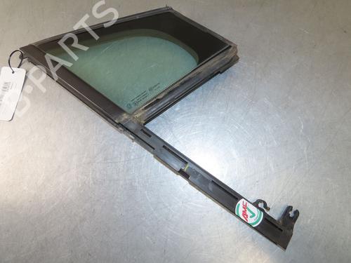 Front right quarter glass PEUGEOT 3008 I MPV (0U_) 1.6 HDi | BP26046312C112 