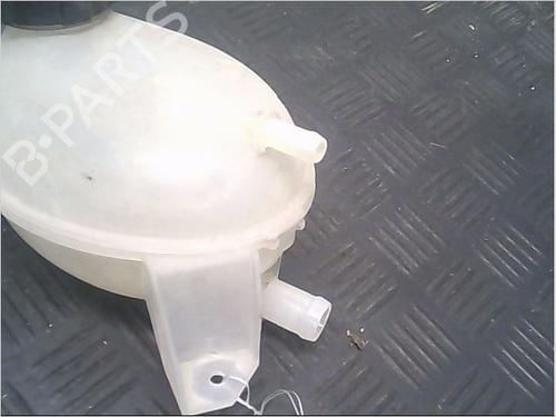 Ekpansionstank RENAULT CAPTUR I (J5_, H5_) 1.5 dCi 90 (J5N4, J5M5, J5MW, J5M6, J5AL, J5AJ) (90 hp) 9407545
