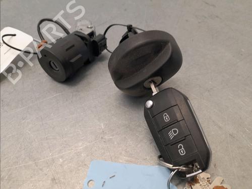 Used Ignition barrel PEUGEOT EXPERT Bus (V_) 2.0 BlueHDi 150 (150 hp) 30403794