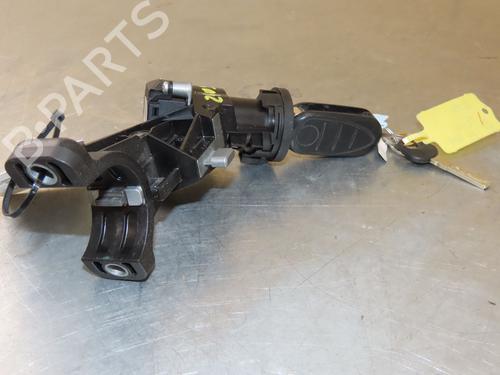 Used Ignition barrel Ignition barrel ALFA ROMEO MITO (955_) 1.3 MultiJet (955AXP1A, 955AYC1A) (95 hp) 19025112 19025112
