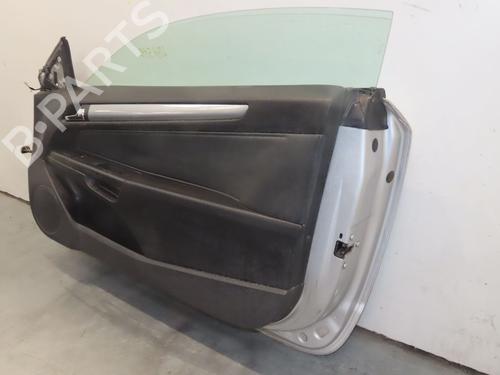 Dør høyre foran OPEL ASTRA H TwinTop (A04) 1.9 CDTi (L67) | BP20113880C3 