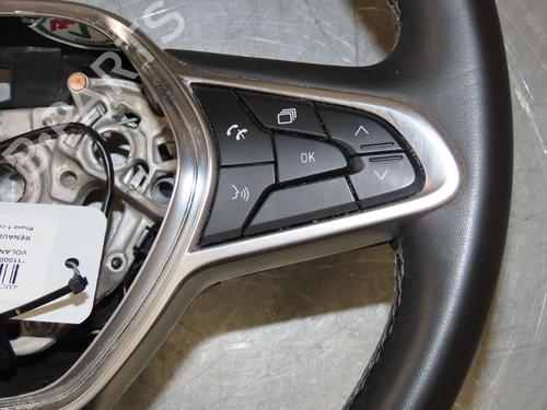 Used Steering wheel RENAULT CLIO V (B7_) 1.5 Blue dCi 85 (B7AG) (86 hp) 27470669
