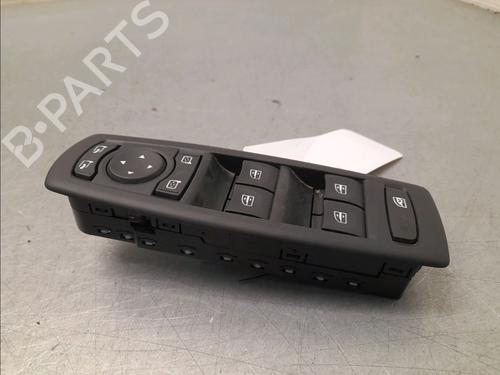 Left front window switch RENAULT MEGANE III Grandtour (KZ0/1) 1.5 dCi (KZ09, KZ0D, KZ1G, KZ29, KZ14, KZ1W, KZ10, KZ1F,... | BP31155531I27