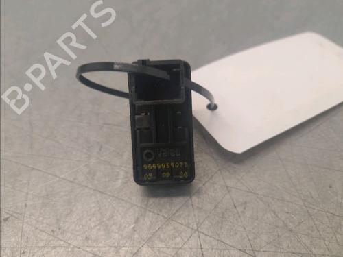 Left front window switch PEUGEOT PARTNER Tepee 1.6 HDi 90 | BP29985871I27