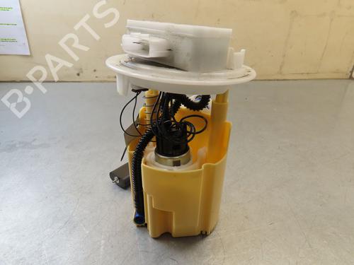 Used Fuel pump RENAULT CLIO V (B7_) 1.5 Blue dCi 100 (B7AD) (101 hp) 26511610