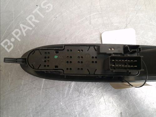 Used Left front window switch CITROËN DS3 (SA_) 1.6 HDi 90 (92 hp) 16164812