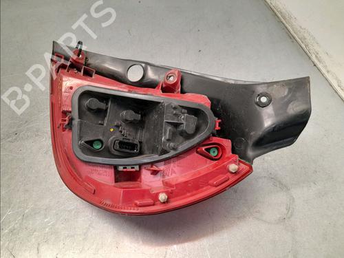 left-taillight-renault-clio-iii-br01-cr01-2005-2006-2007-2008-2009-2010-2011-2012-2013-2014-33222625 main image