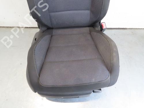Right front seat VW GOLF VI (5K1) 1.4 TSI | BP17133857C16 