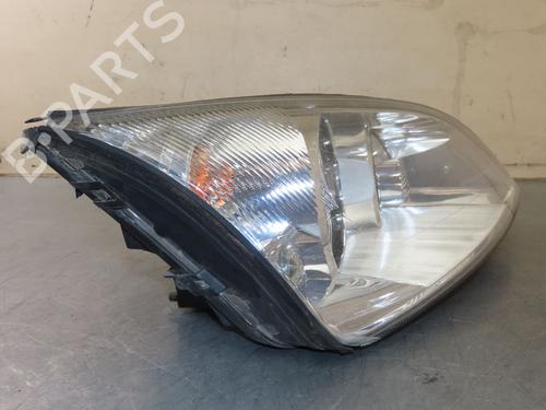 Right headlight FORD MONDEO III (B5Y) 1.8 16V | BP22367750C29 