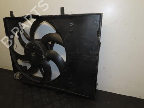 Used Radiator fan CITROËN C3 III (SX) 1.2 THP 110 (SXHNPS, SXHNZT, SXHNZ6) (110 hp) 30767208