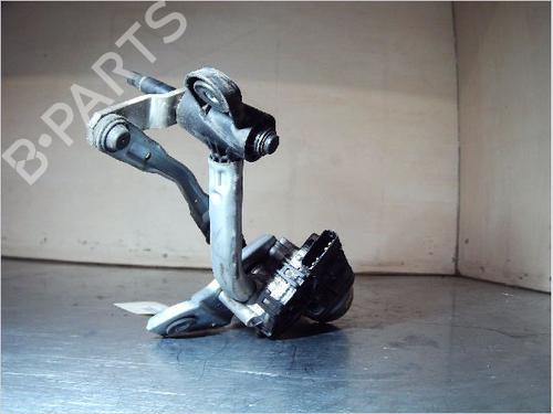 Used Front wiper motor RENAULT TWINGO II (CN0_) 1.2 16V (CN04, CN0B) (75 hp) 9410391