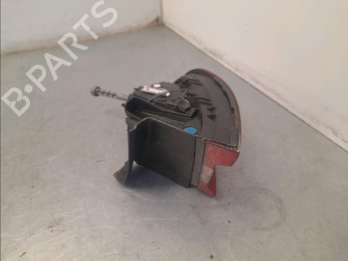 left-taillight-renault-megane-iv-hatchback-b9amn_-2015-34229664 main image
